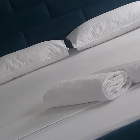 Isabel Rooms Тирана Экстерьер фото