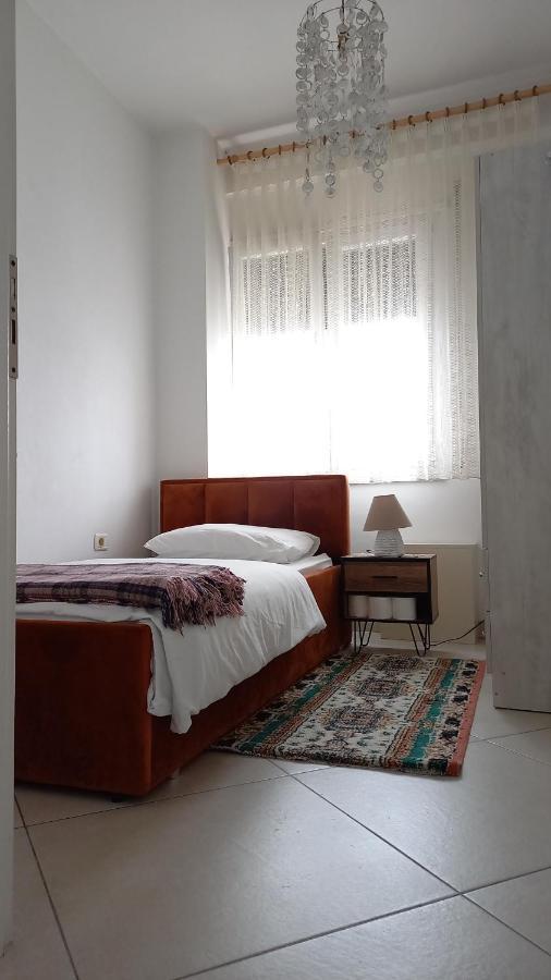 Isabel Rooms Тирана Экстерьер фото